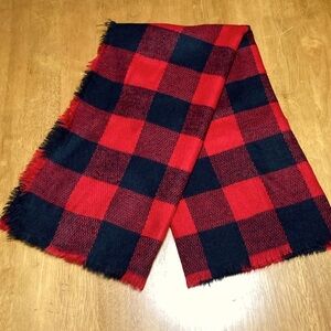 Large Buffalo Red & Black Scarf